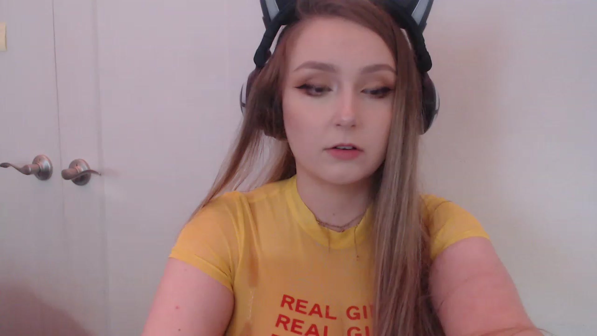 Gallery image thumbnail from LibbyxDoe's myfreecams stream on, 02/08/2023, 08:10 image 14 of 20