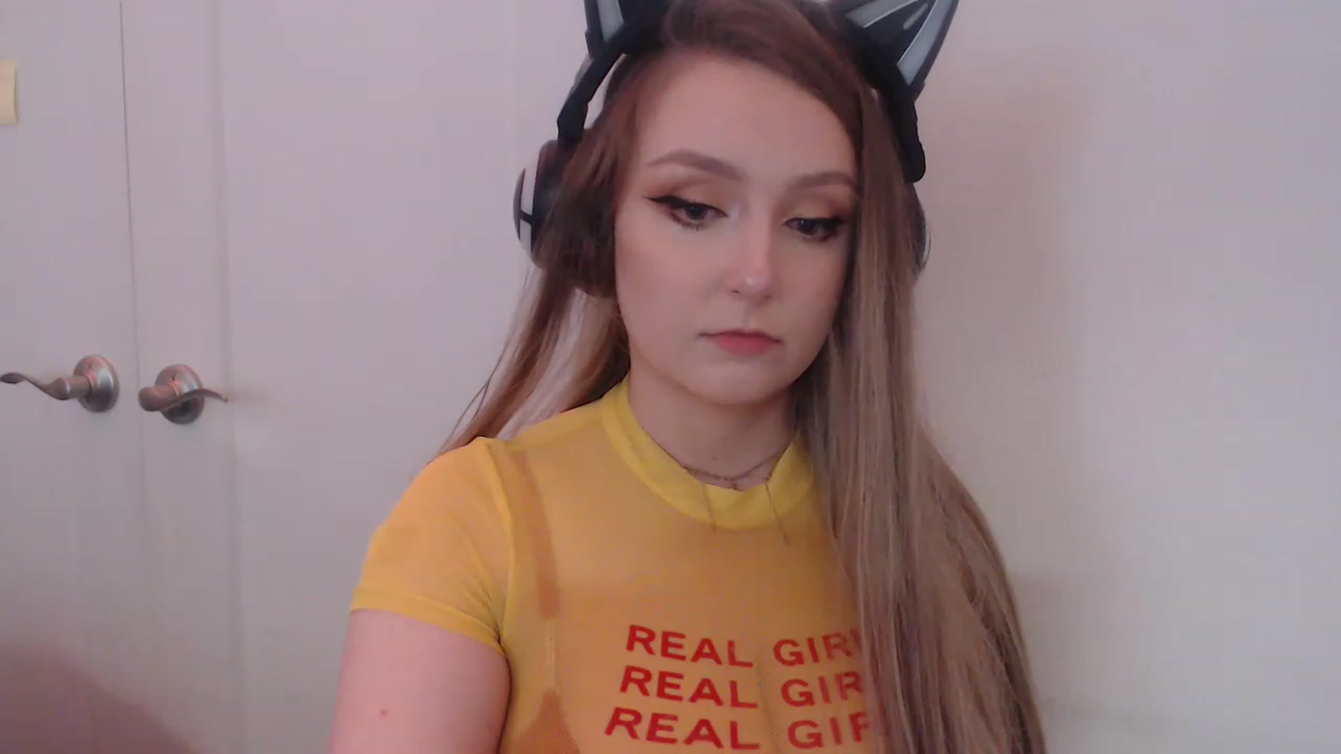 Gallery image thumbnail from LibbyxDoe's myfreecams stream on, 02/08/2023, 08:10 image 13 of 20