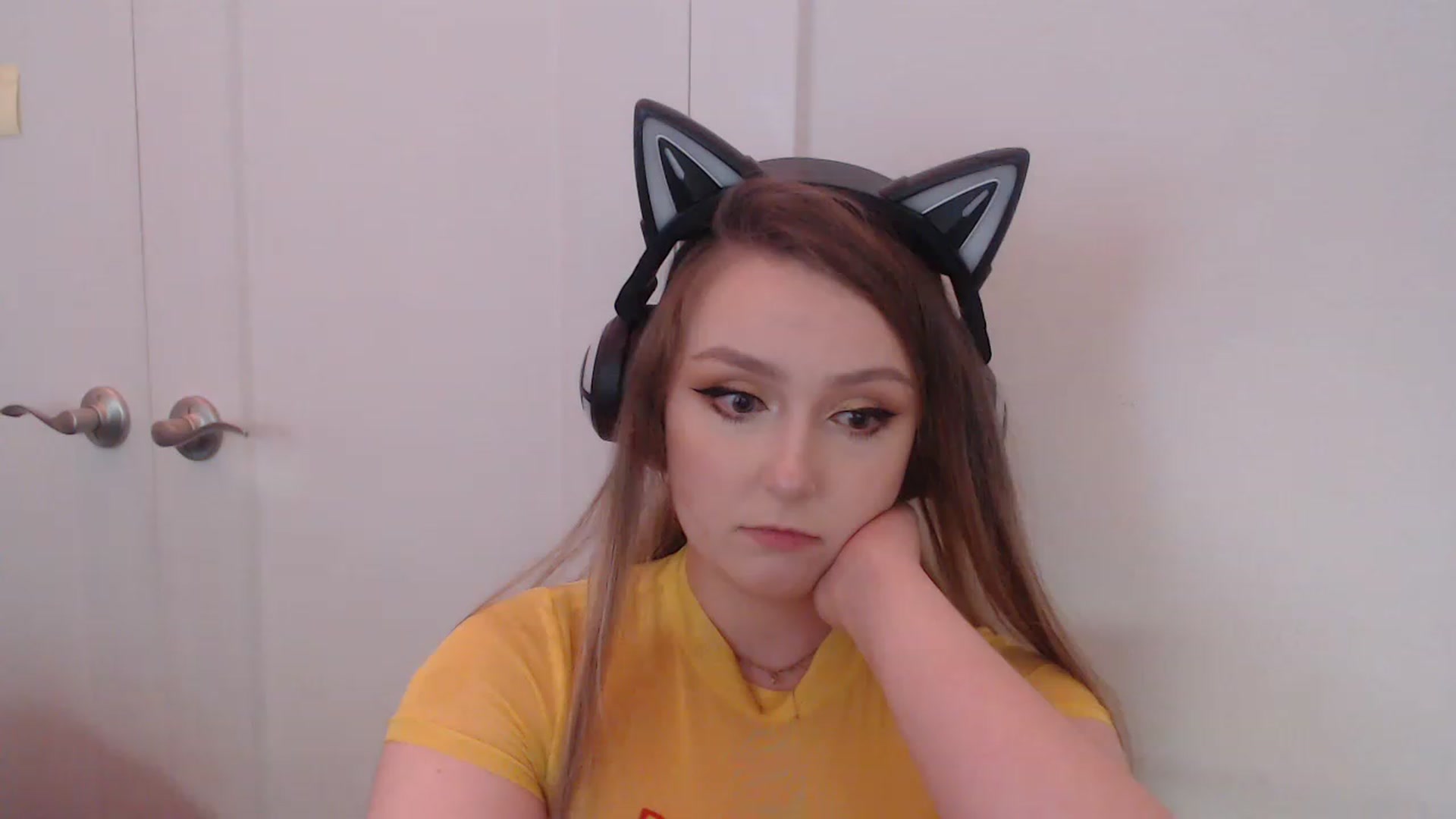 Gallery image thumbnail from LibbyxDoe's myfreecams stream on, 02/08/2023, 08:10 image 15 of 20