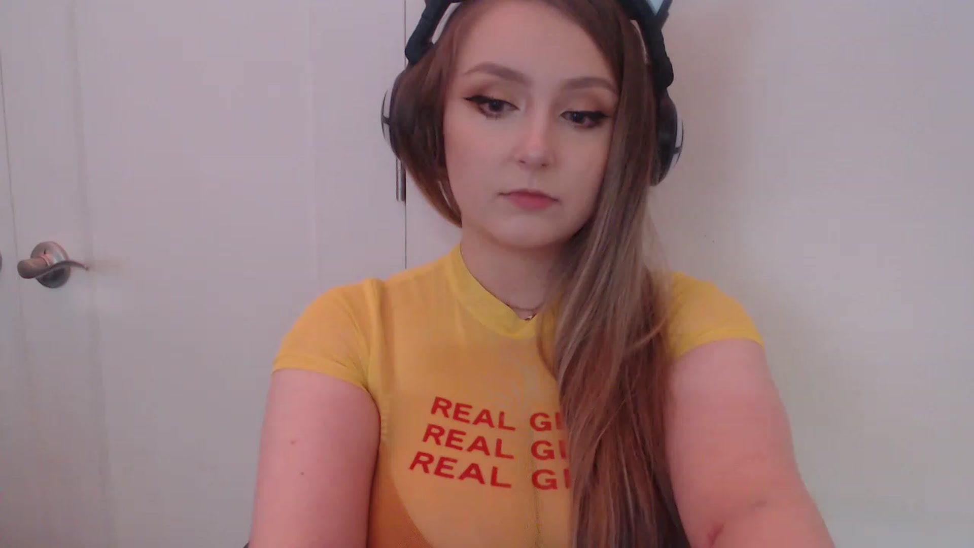 Gallery image thumbnail from LibbyxDoe's myfreecams stream on, 02/08/2023, 08:10 image 12 of 20