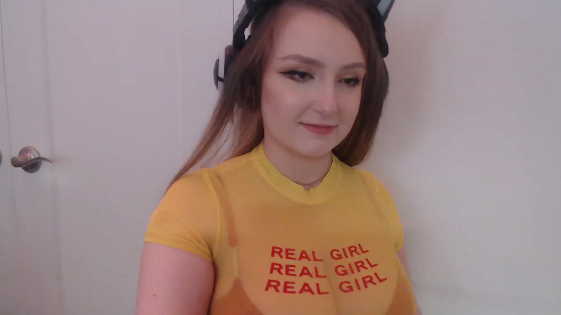 Gallery image thumbnail from LibbyxDoe's myfreecams stream on, 02/08/2023, 08:10 image 11 of 20