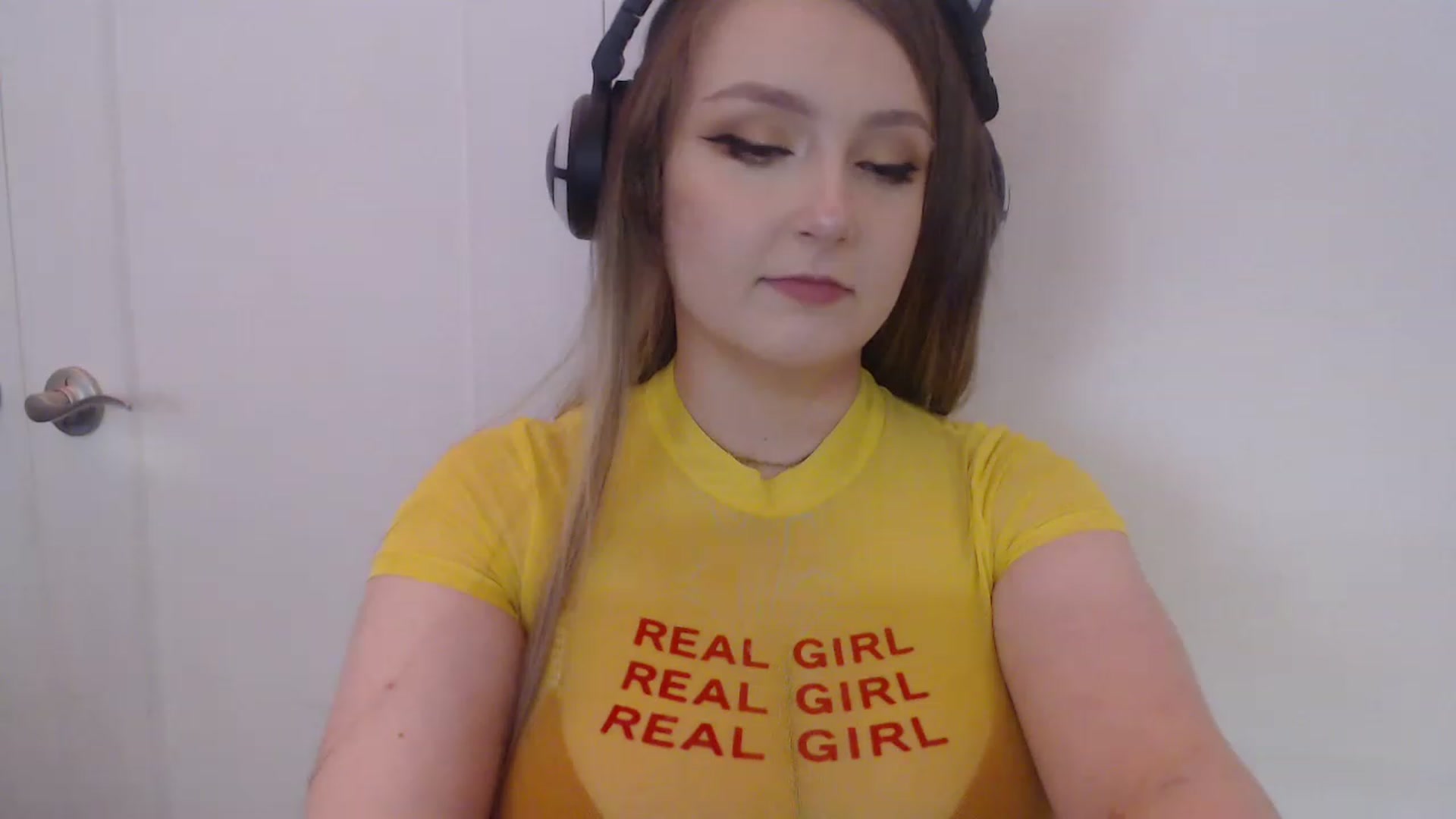 Gallery image thumbnail from LibbyxDoe's myfreecams stream on, 02/08/2023, 08:10 image 10 of 20