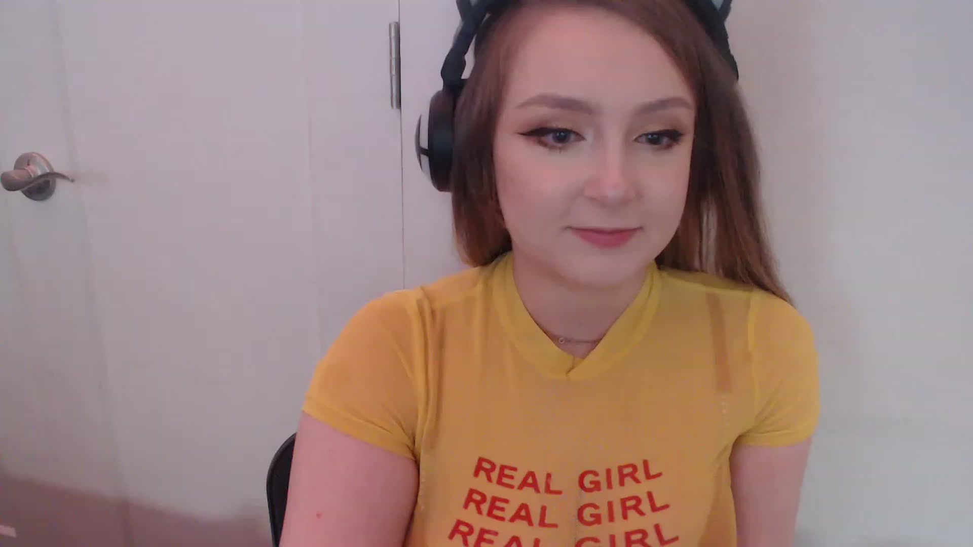 Gallery image thumbnail from LibbyxDoe's myfreecams stream on, 02/08/2023, 08:10 image 4 of 20