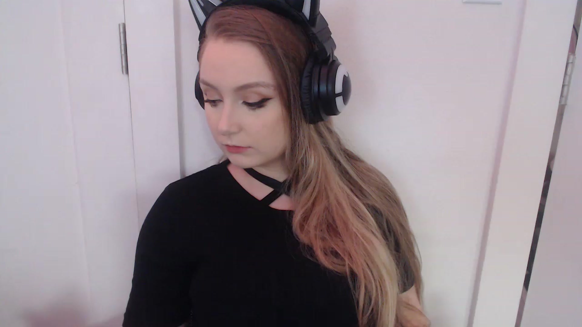 Gallery image thumbnail from LibbyxDoe's myfreecams stream on, 02/09/2023, 10:39 image 2 of 20