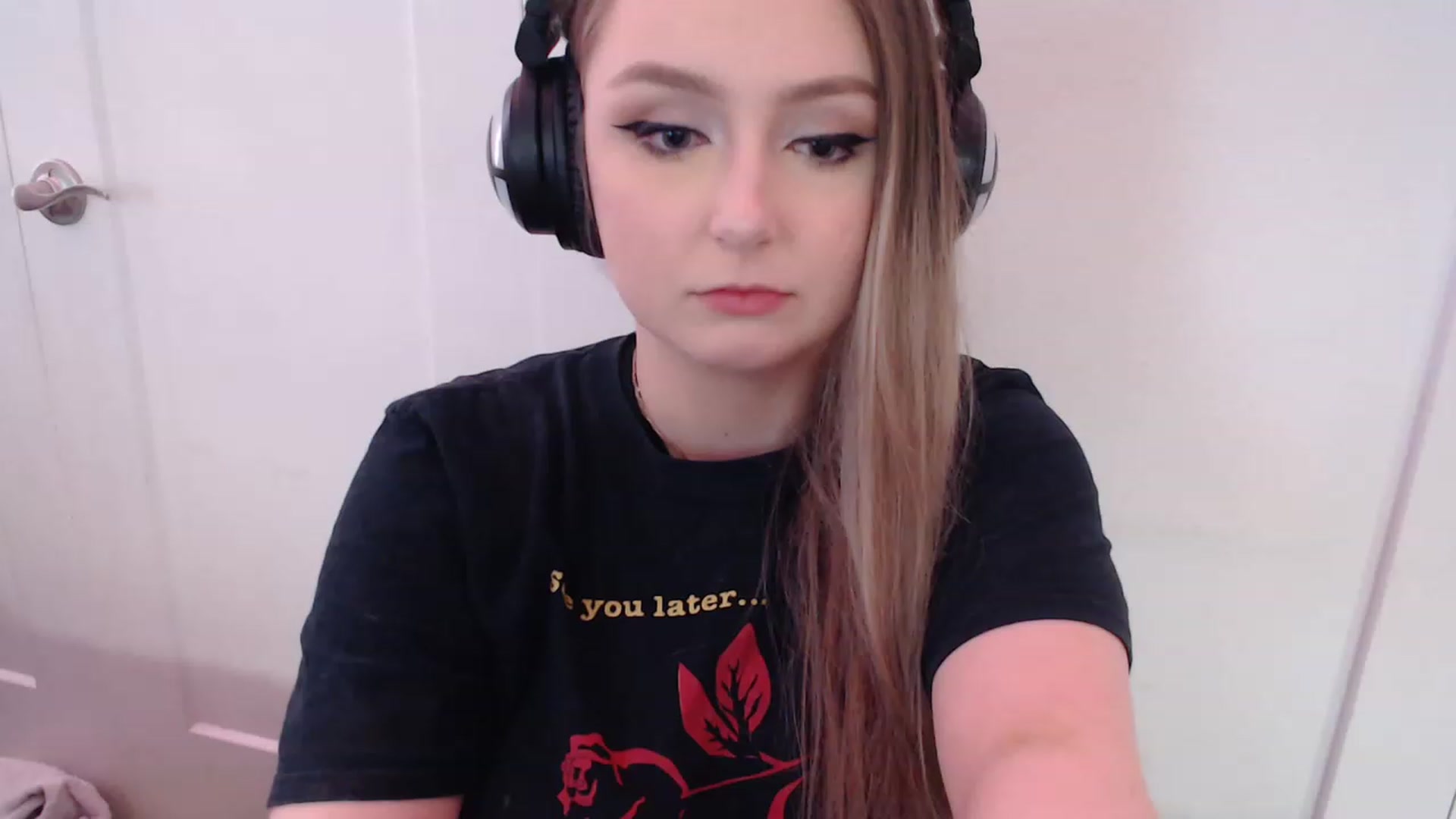 Gallery image thumbnail from LibbyxDoe's myfreecams stream on, 02/12/2023, 08:45 image 1 of 20