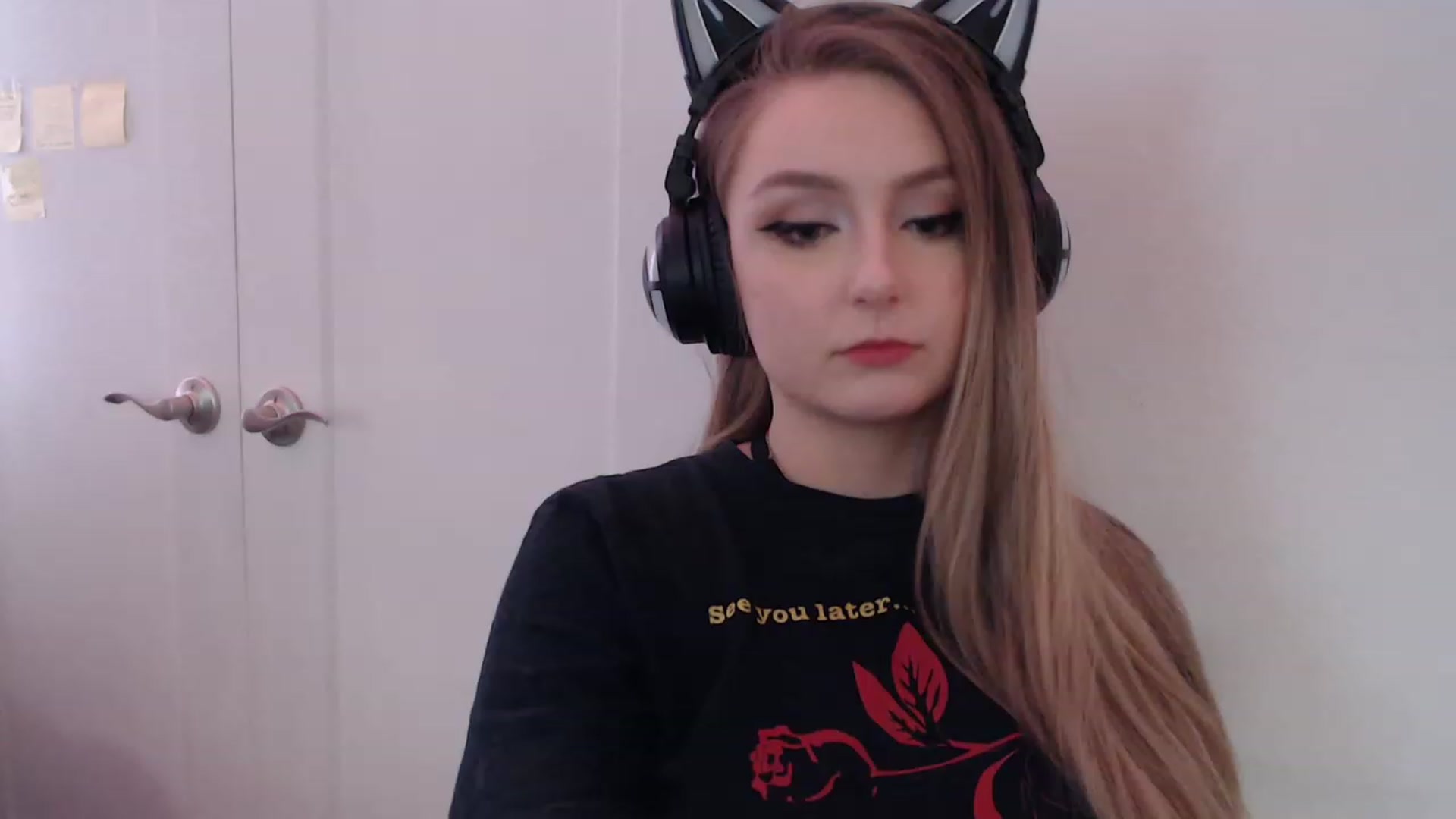 Gallery image thumbnail from LibbyxDoe's myfreecams stream on, 02/12/2023, 08:45 image 3 of 20