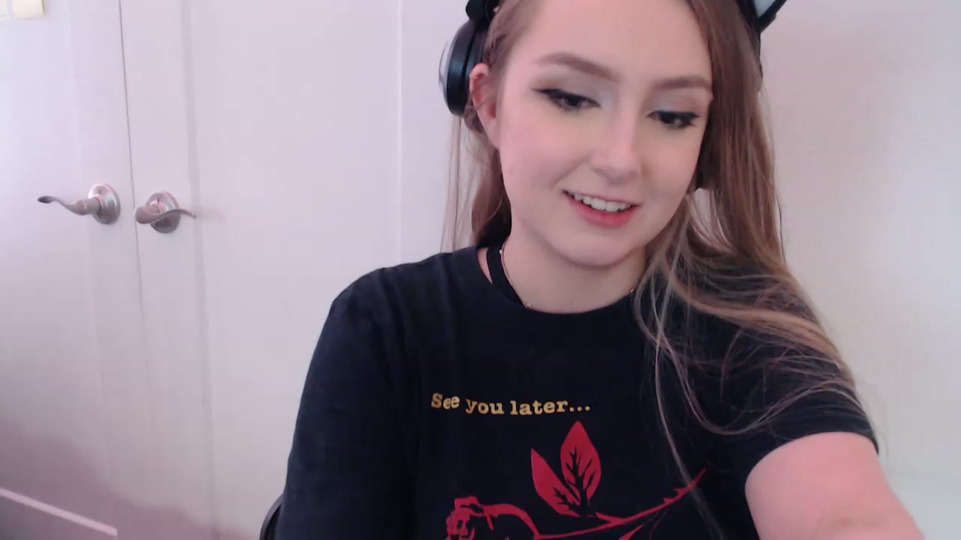 Gallery image thumbnail from LibbyxDoe's myfreecams stream on, 02/12/2023, 08:45 image 10 of 20