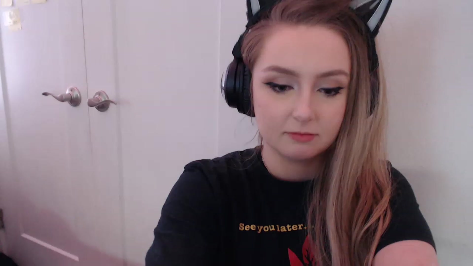 Gallery image thumbnail from LibbyxDoe's myfreecams stream on, 02/12/2023, 09:04 image 18 of 20