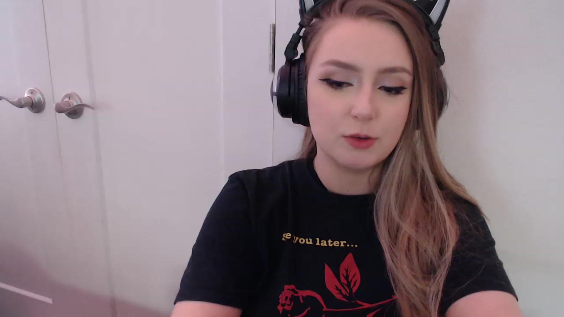 Gallery image thumbnail from LibbyxDoe's myfreecams stream on, 02/12/2023, 09:39 image 19 of 20