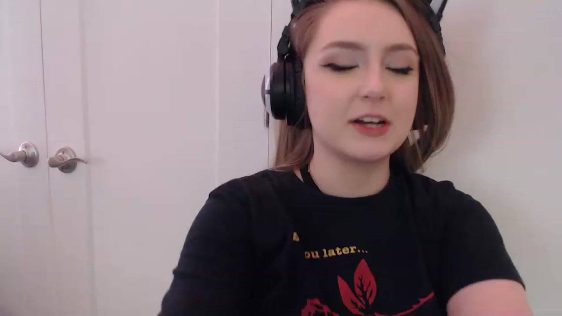 Gallery image thumbnail from LibbyxDoe's myfreecams stream on, 02/12/2023, 09:39 image 1 of 20
