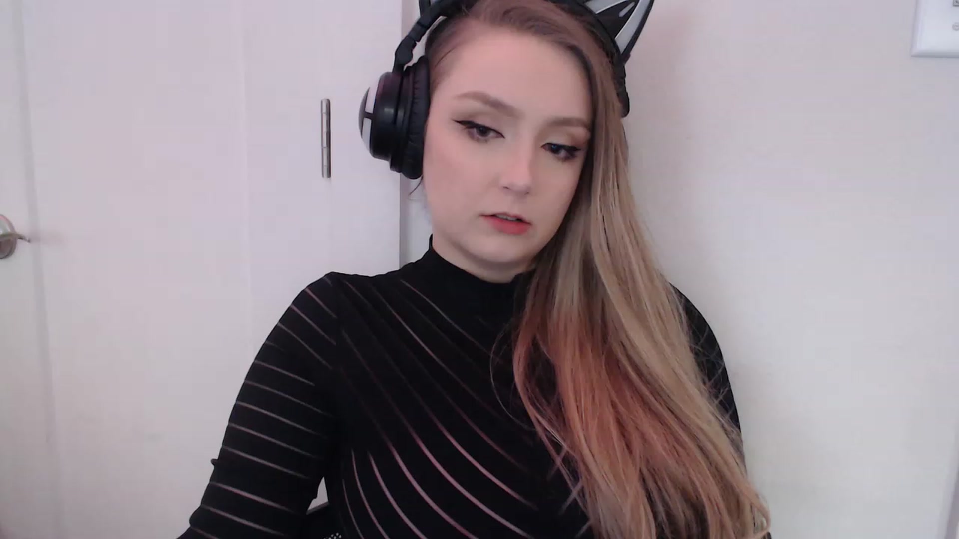 Gallery image thumbnail from LibbyxDoe's myfreecams stream on, 02/13/2023, 10:01 image 4 of 20