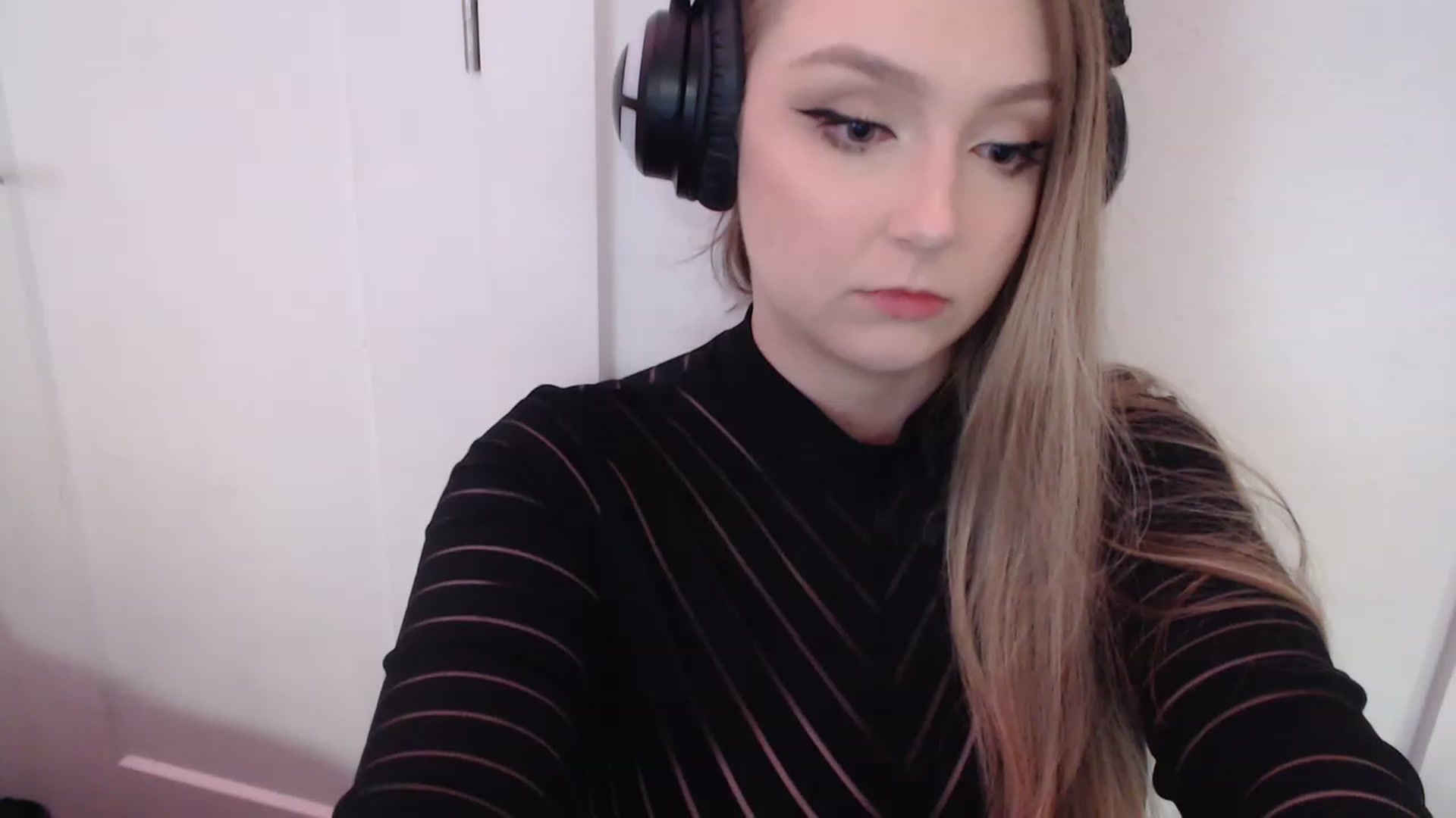 Gallery image thumbnail from LibbyxDoe's myfreecams stream on, 02/13/2023, 10:01 image 6 of 20