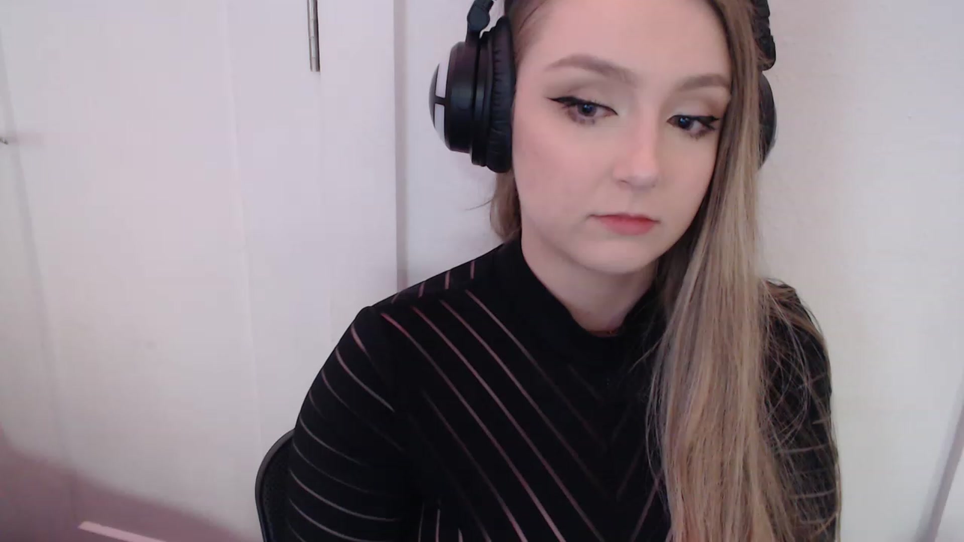 Gallery image thumbnail from LibbyxDoe's myfreecams stream on, 02/13/2023, 10:01 image 7 of 20