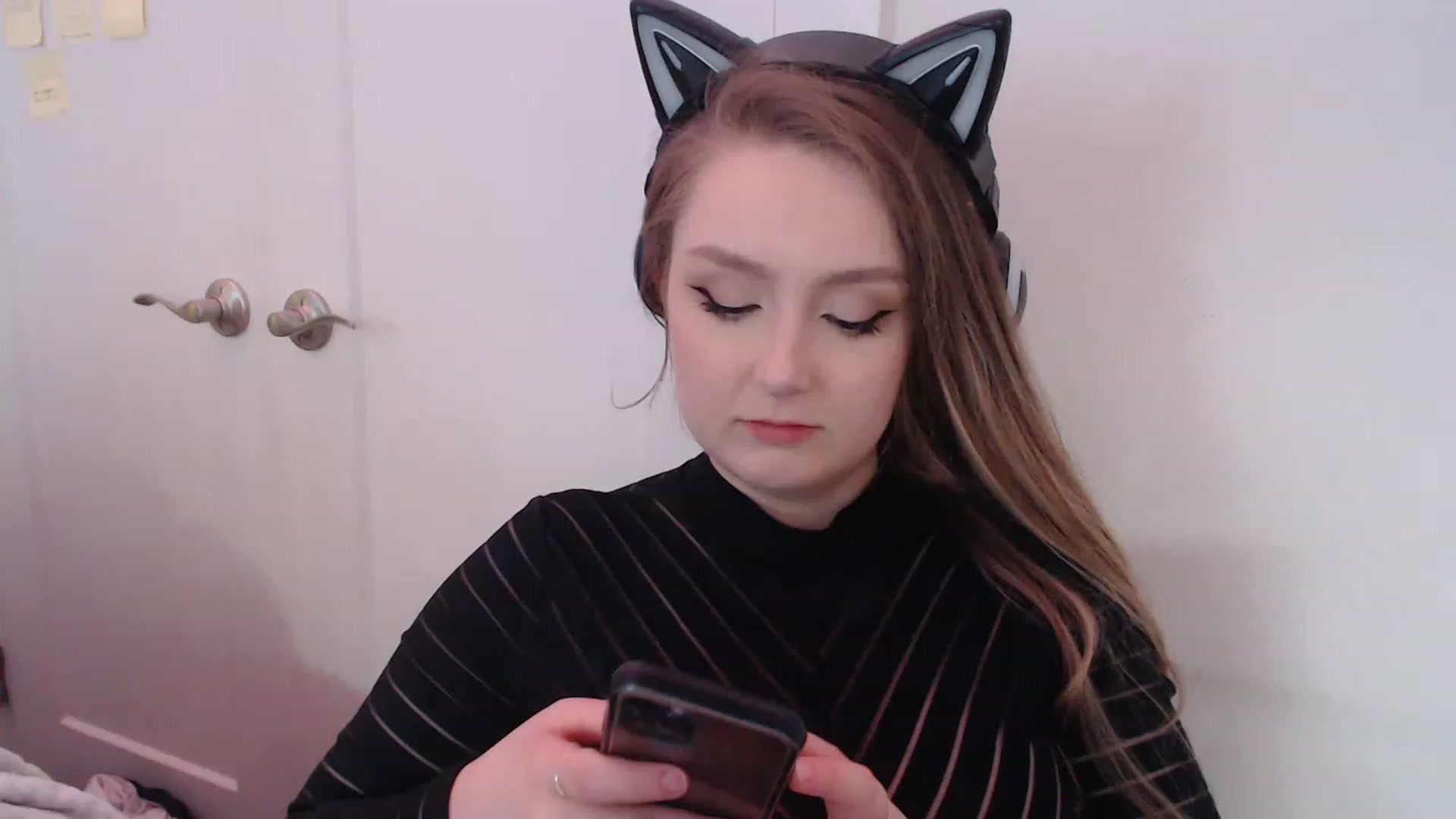 Gallery image thumbnail from LibbyxDoe's myfreecams stream on, 02/13/2023, 11:20 image 13 of 20