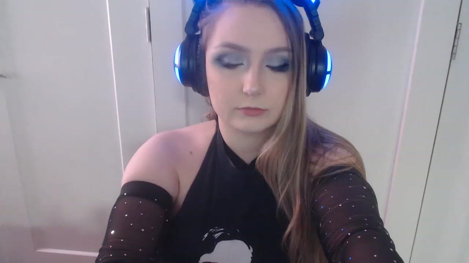 Gallery image thumbnail from LibbyxDoe's myfreecams stream on, 02/18/2023, 13:04 image 2 of 20
