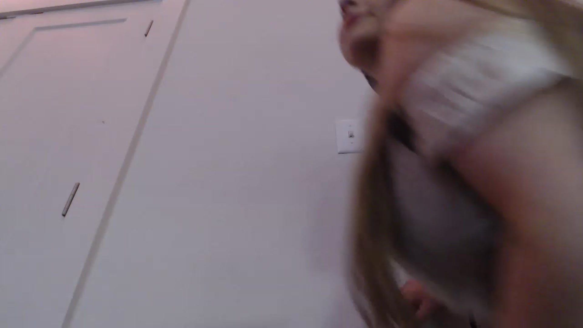 Gallery image thumbnail from LibbyxDoe's myfreecams stream on, 02/19/2023, 08:33 image 5 of 20
