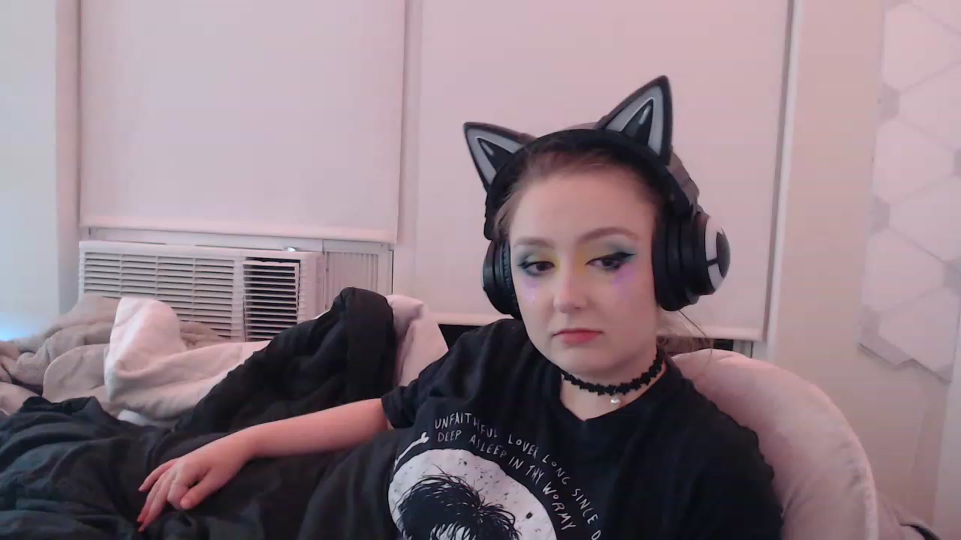 Gallery image thumbnail from LibbyxDoe's myfreecams stream on, 02/20/2023, 14:32 image 2 of 20