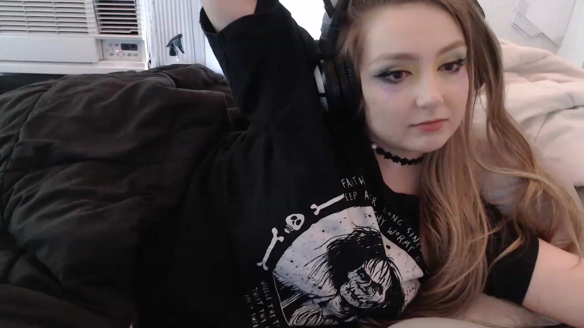 Gallery image thumbnail from LibbyxDoe's myfreecams stream on, 02/20/2023, 14:32 image 17 of 20