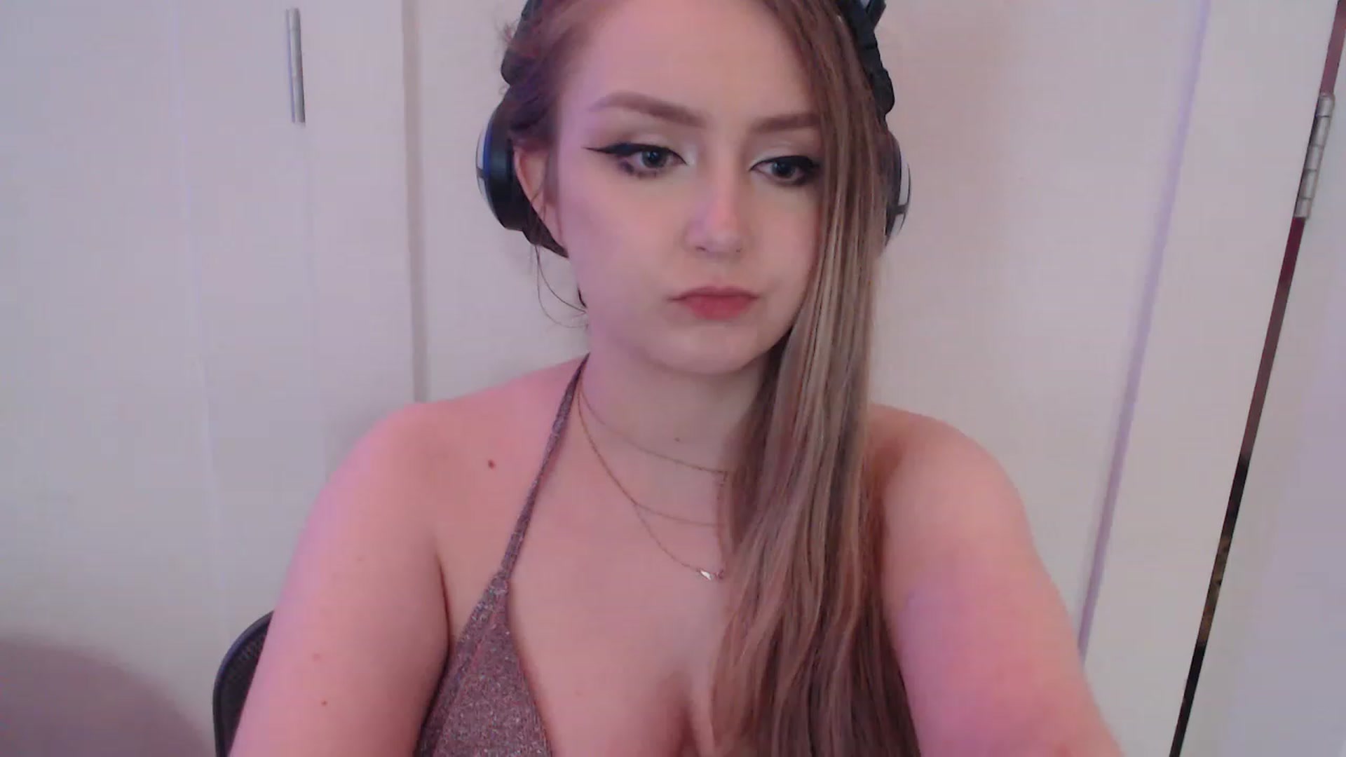 Gallery image thumbnail from LibbyxDoe's myfreecams stream on, 02/26/2023, 10:02 image 11 of 20