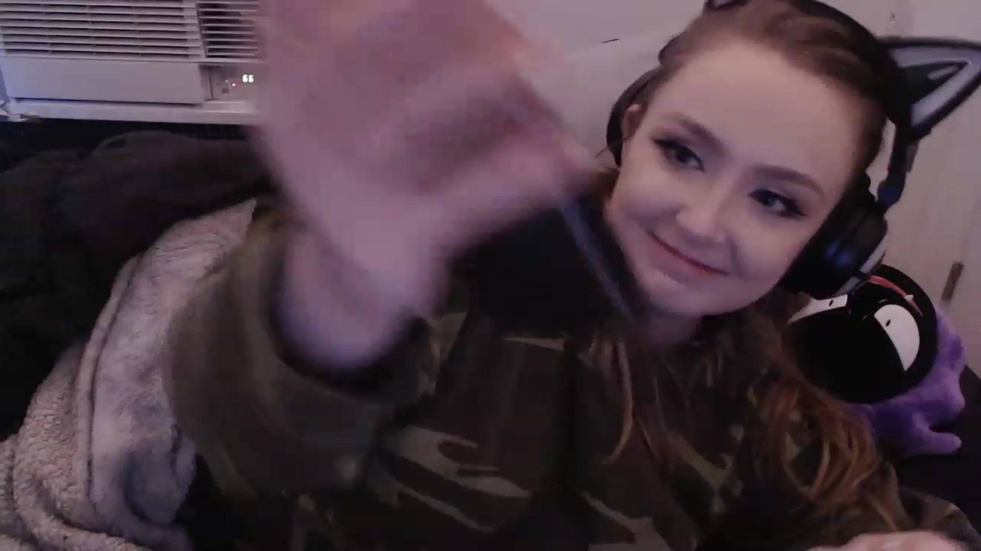 Gallery image thumbnail from LibbyxDoe's myfreecams stream on, 02/28/2023, 11:19 image 19 of 20