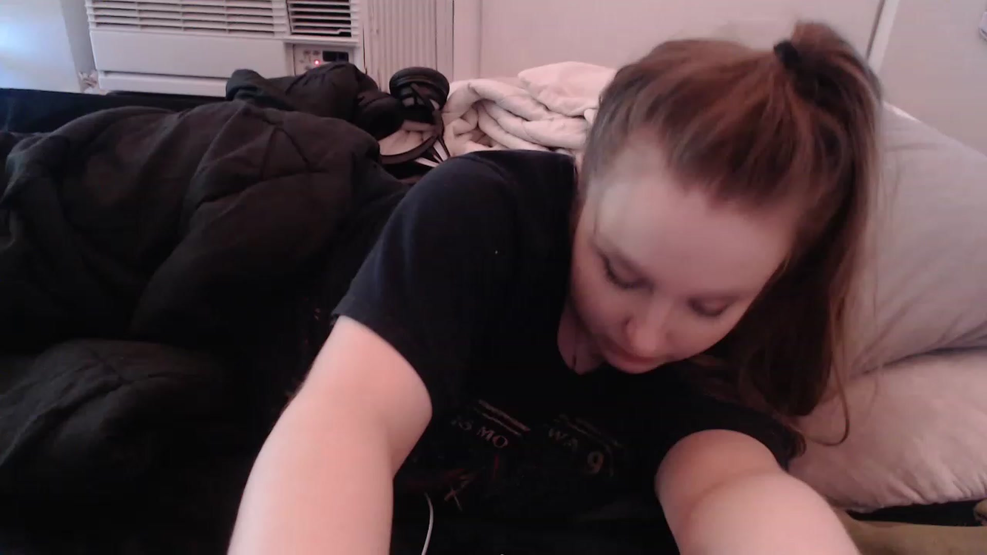 Gallery image thumbnail from LibbyxDoe's myfreecams stream on, 03/01/2023, 09:03 image 12 of 20