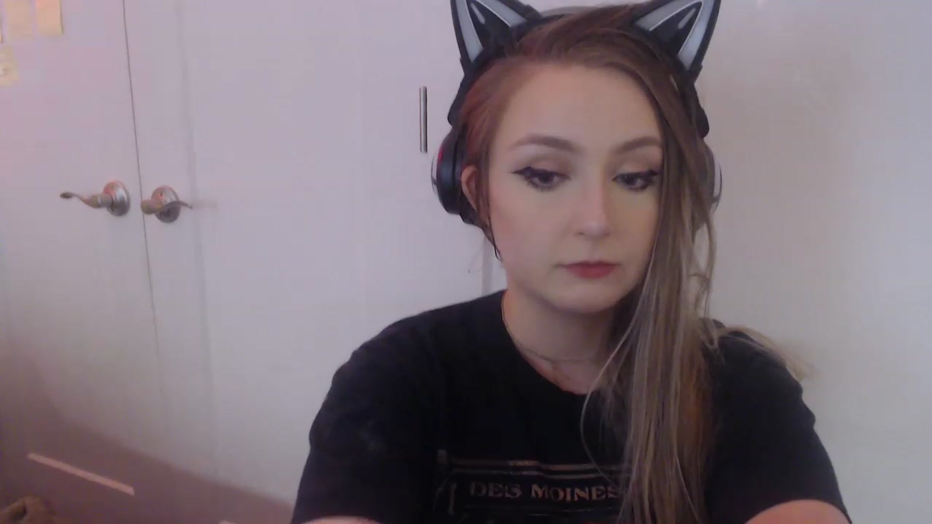 Gallery image thumbnail from LibbyxDoe's myfreecams stream on, 03/02/2023, 14:27 image 6 of 20