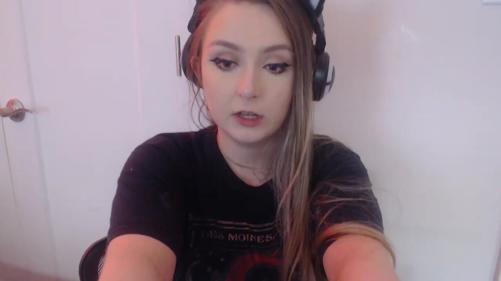 Gallery image thumbnail from LibbyxDoe's myfreecams stream on, 03/02/2023, 14:27 image 11 of 20