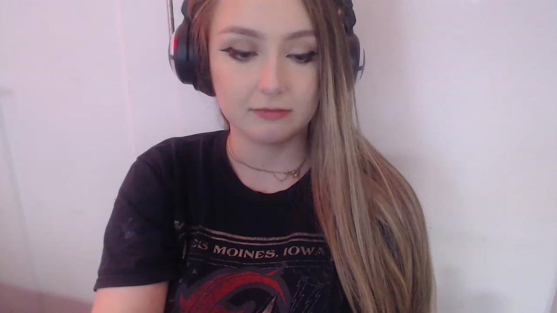 Gallery image thumbnail from LibbyxDoe's myfreecams stream on, 03/02/2023, 14:27 image 13 of 20
