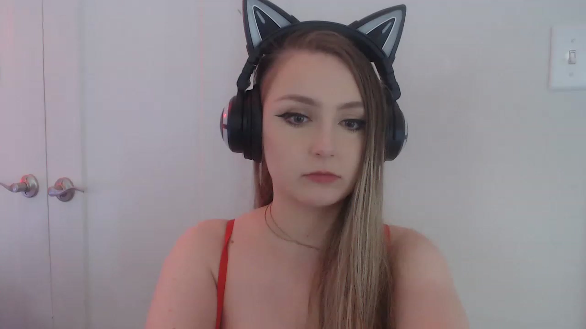 Gallery image thumbnail from LibbyxDoe's myfreecams stream on, 03/02/2023, 15:54 image 16 of 20