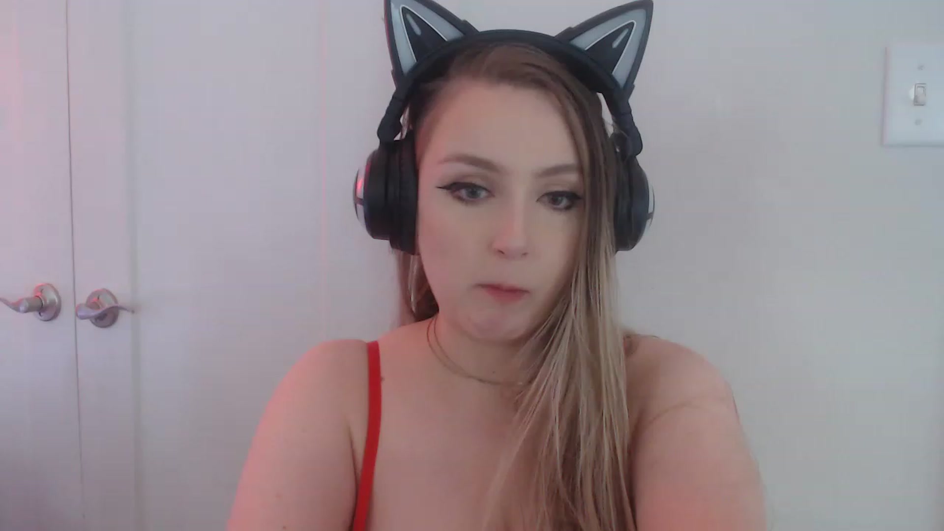 Gallery image thumbnail from LibbyxDoe's myfreecams stream on, 03/02/2023, 15:54 image 13 of 20