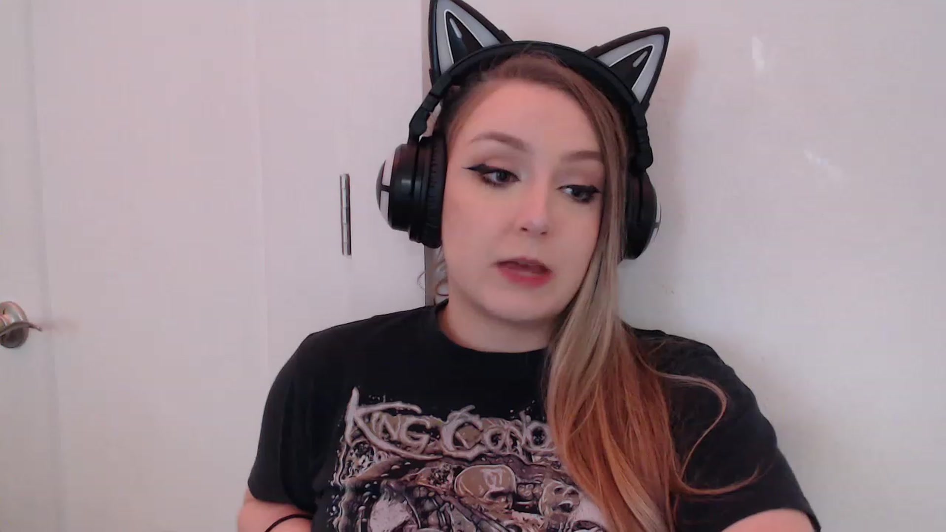 Gallery image thumbnail from LibbyxDoe's myfreecams stream on, 03/03/2023, 09:48 image 13 of 20