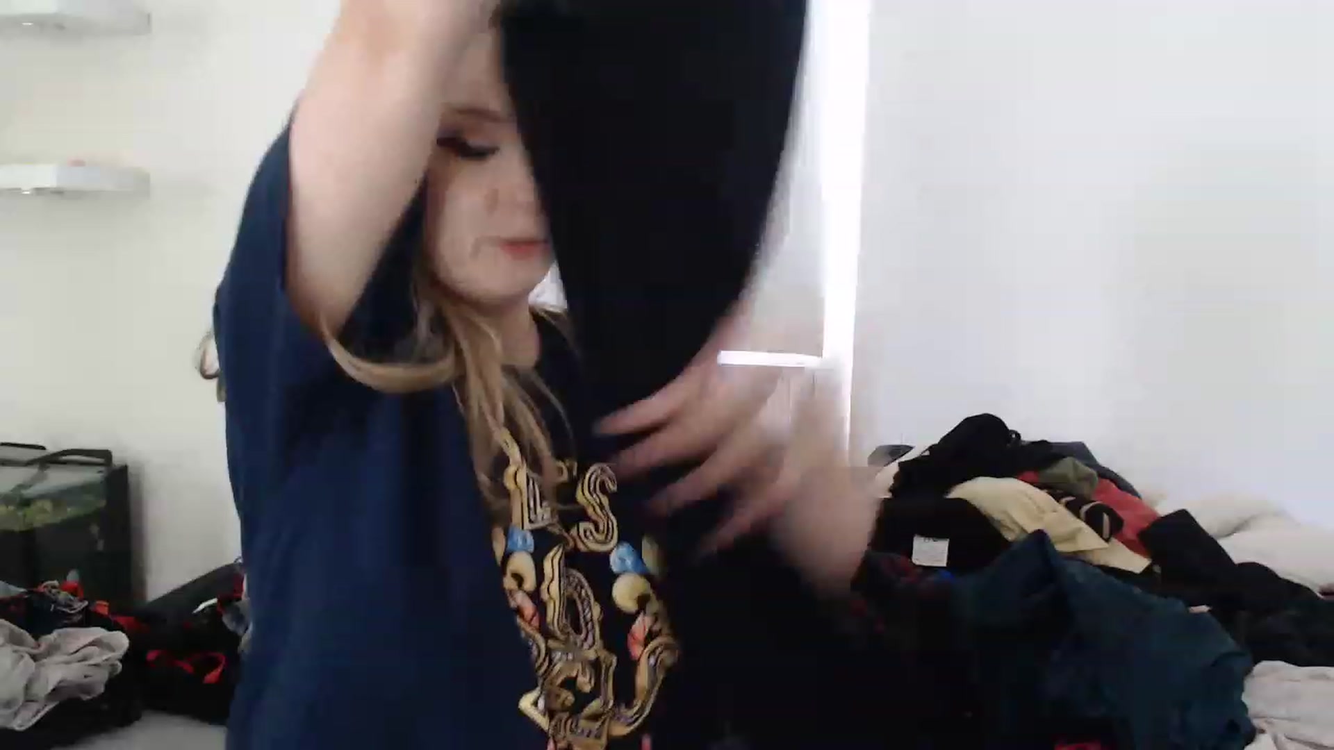 Gallery image thumbnail from LibbyxDoe's myfreecams stream on, 03/03/2023, 19:46 image 11 of 20