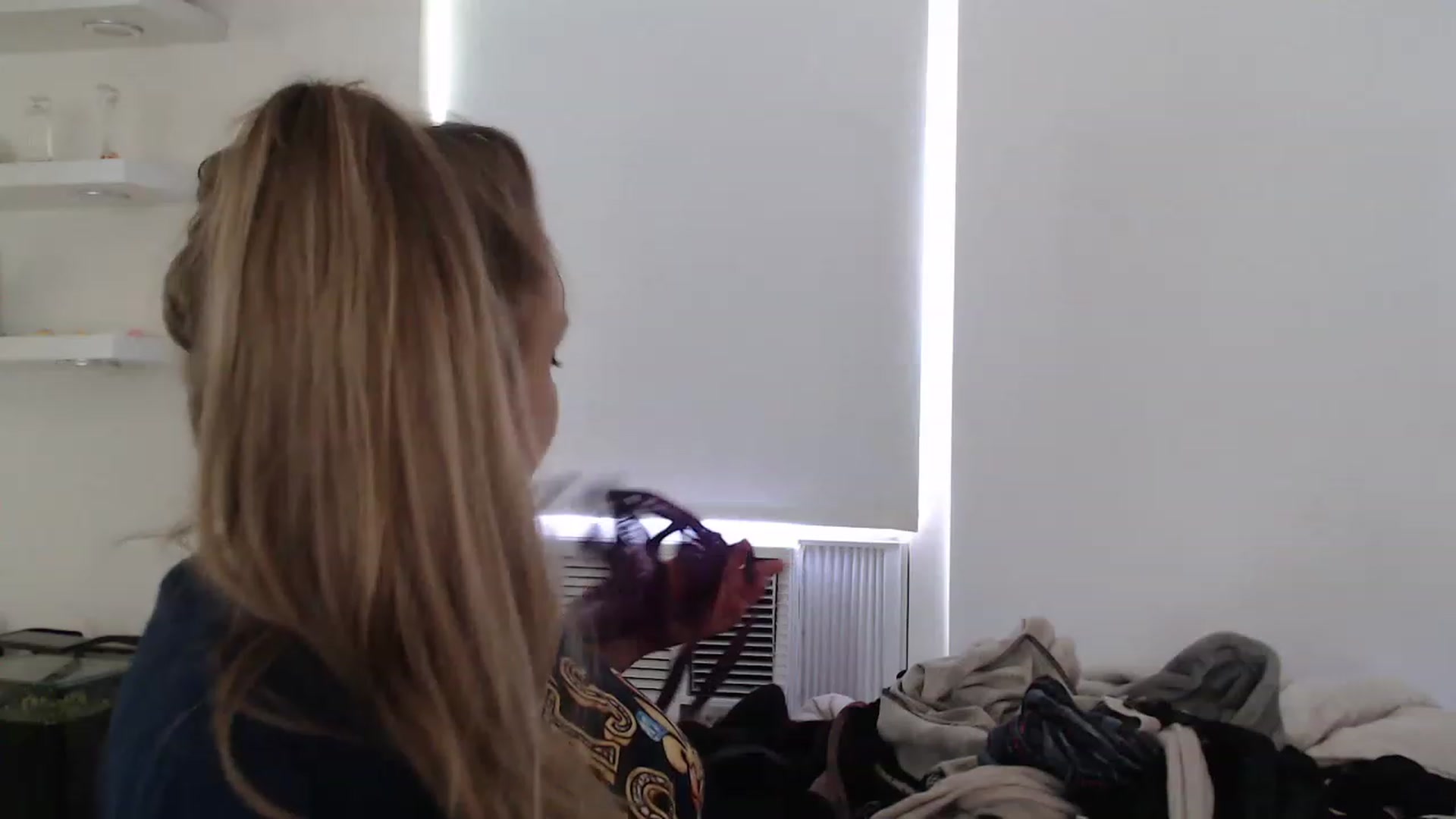 Gallery image thumbnail from LibbyxDoe's myfreecams stream on, 03/03/2023, 19:46 image 10 of 20