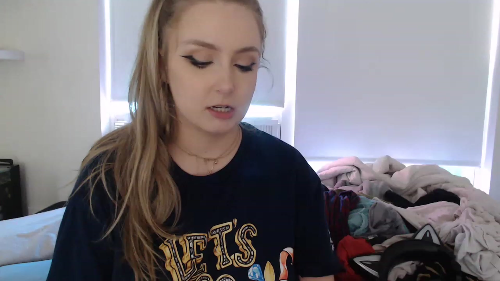 Gallery image thumbnail from LibbyxDoe's myfreecams stream on, 03/03/2023, 19:46 image 6 of 20