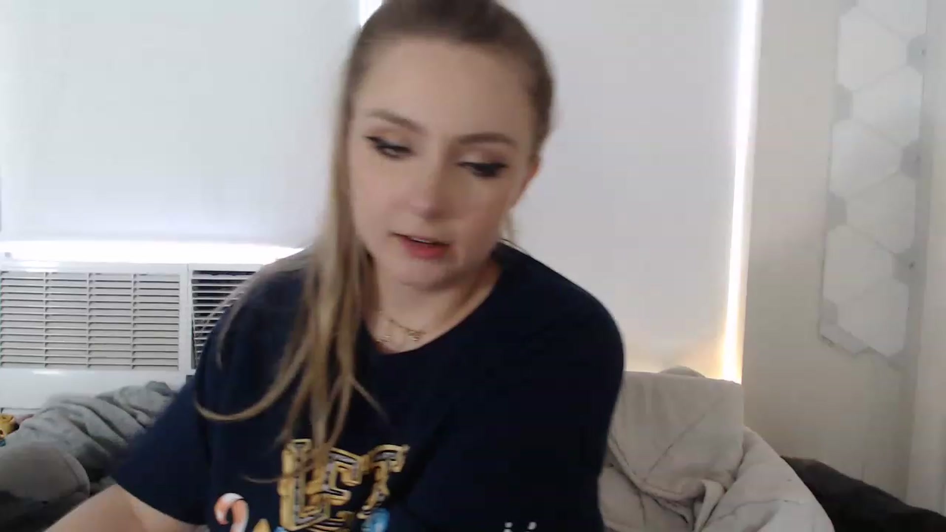 Gallery image thumbnail from LibbyxDoe's myfreecams stream on, 03/03/2023, 21:29 image 12 of 20