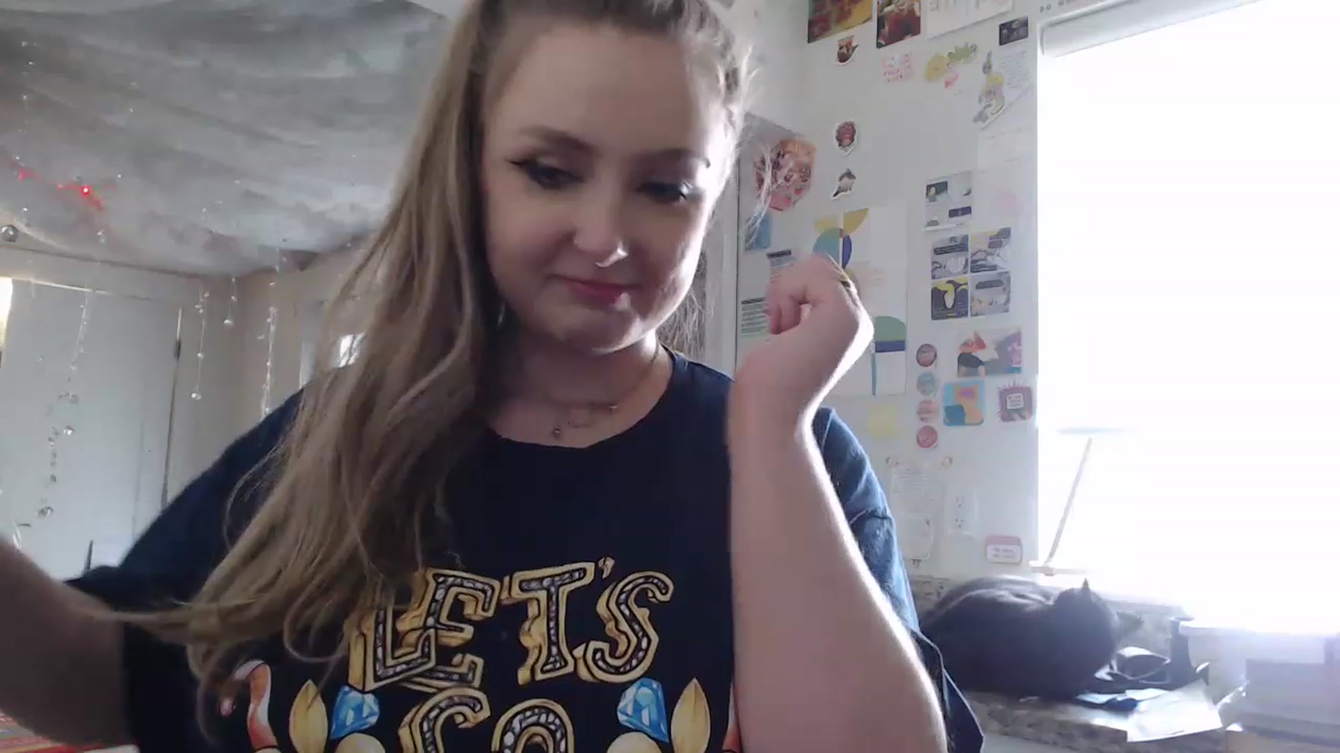 Gallery image thumbnail from LibbyxDoe's myfreecams stream on, 03/03/2023, 21:29 image 16 of 20