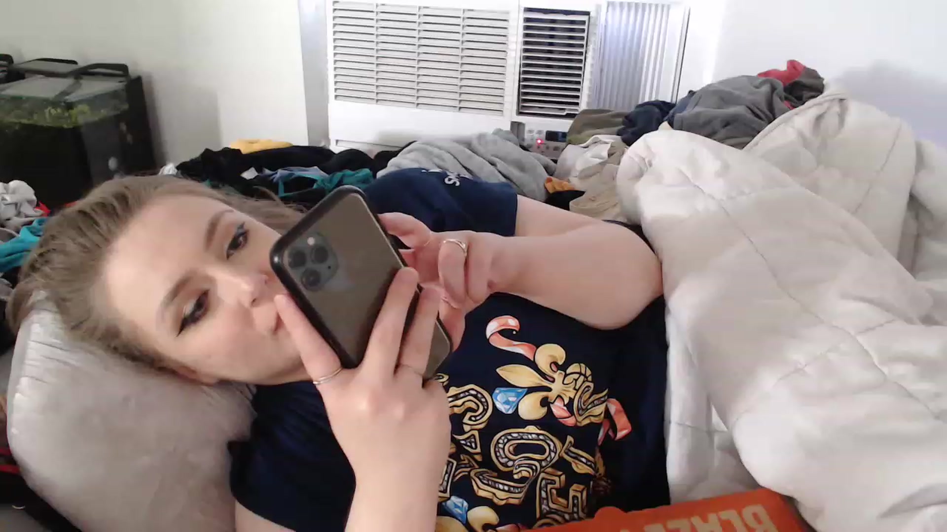 Gallery image thumbnail from LibbyxDoe's myfreecams stream on, 03/03/2023, 21:29 image 7 of 20