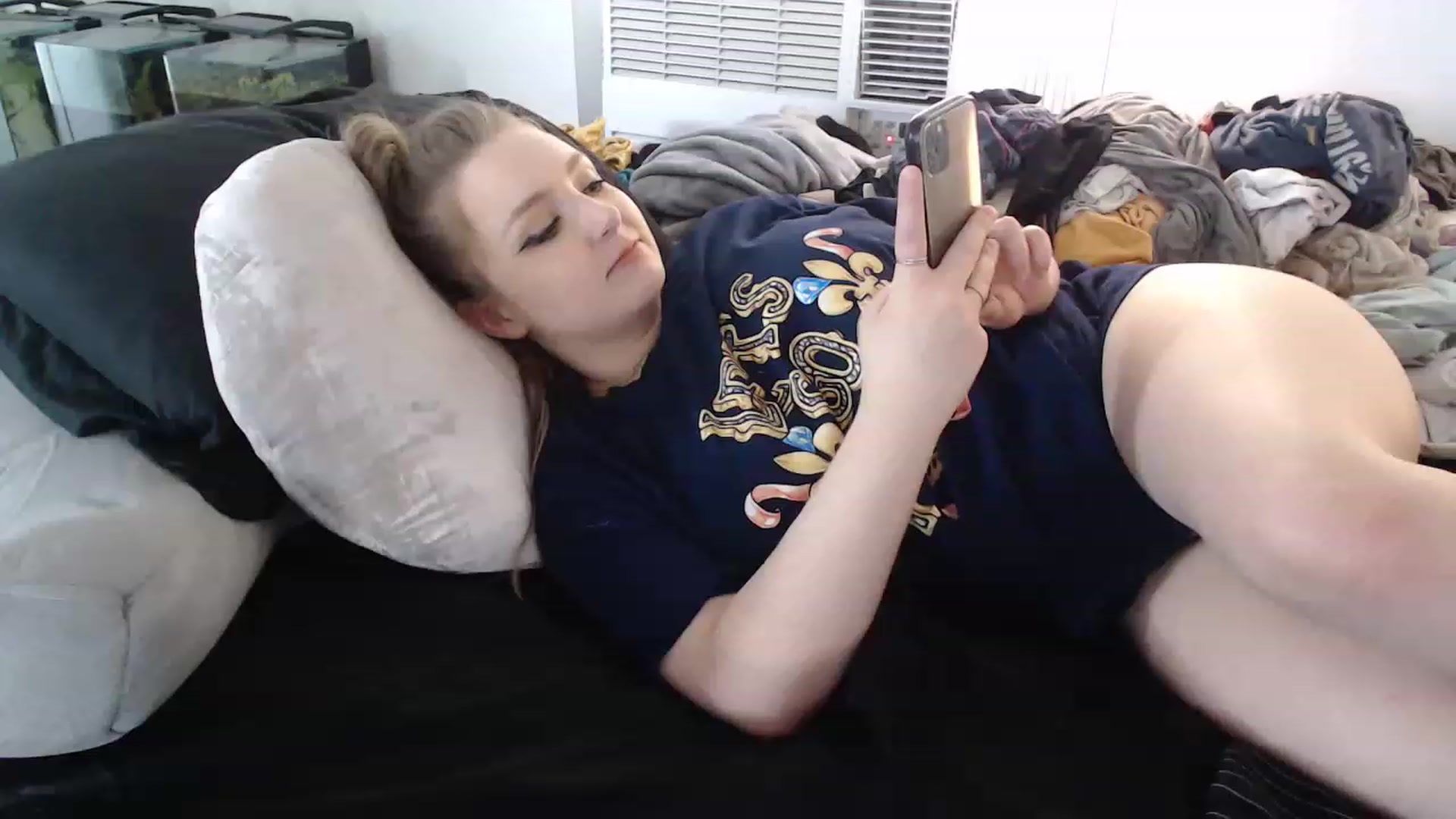 Gallery image thumbnail from LibbyxDoe's myfreecams stream on, 03/03/2023, 21:29 image 19 of 20