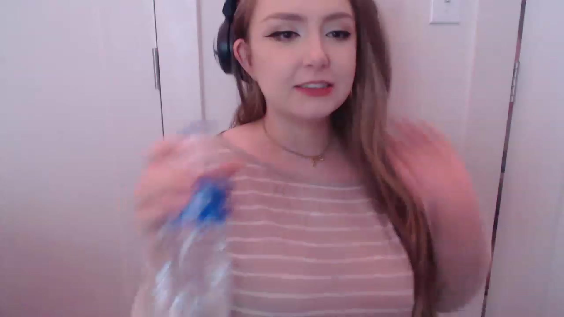 Gallery image thumbnail from LibbyxDoe's myfreecams stream on, 03/07/2023, 07:07 image 10 of 20