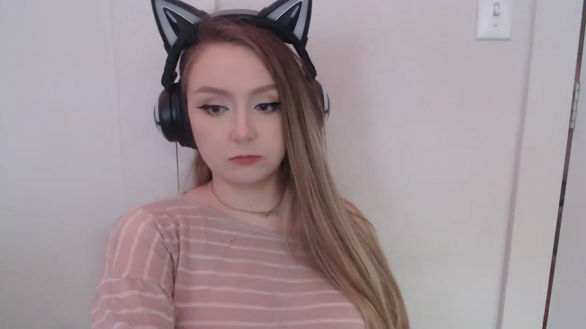 Gallery image thumbnail from LibbyxDoe's myfreecams stream on, 03/07/2023, 07:07 image 8 of 20