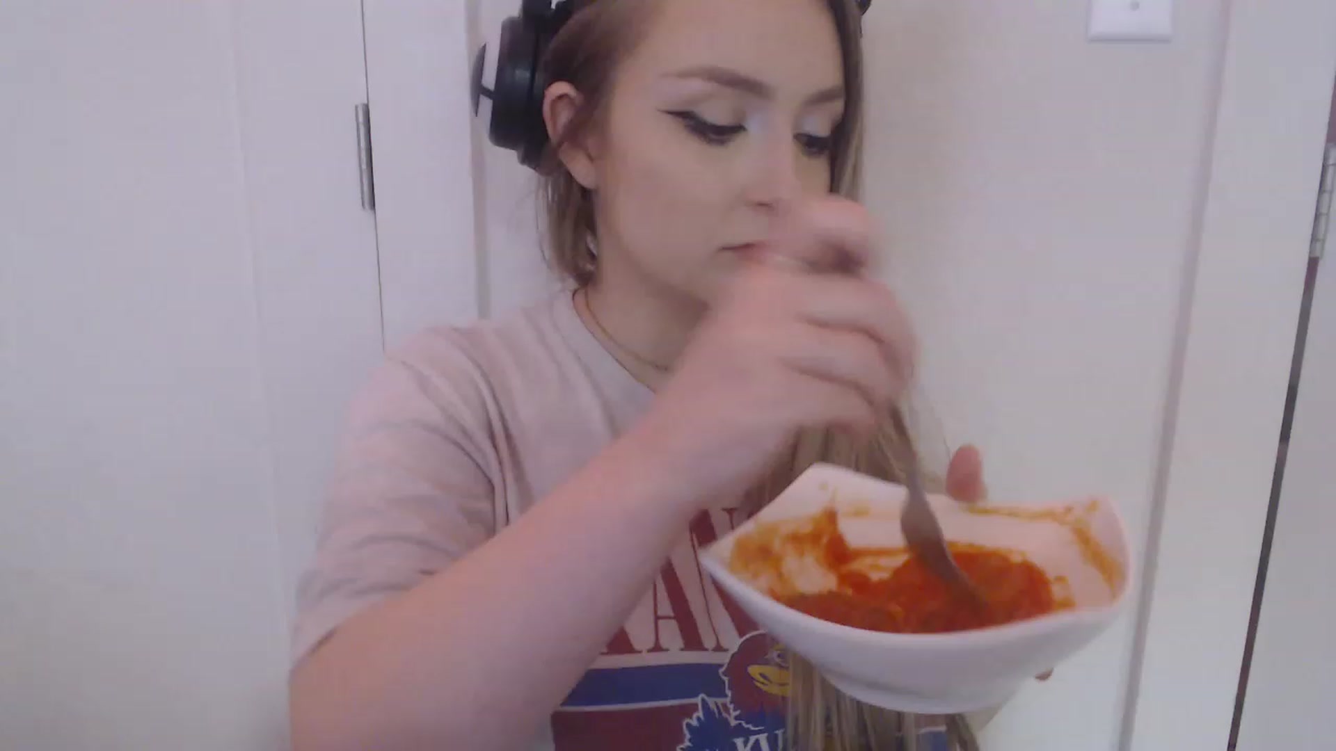 Gallery image thumbnail from LibbyxDoe's myfreecams stream on, 03/09/2023, 07:15 image 13 of 20
