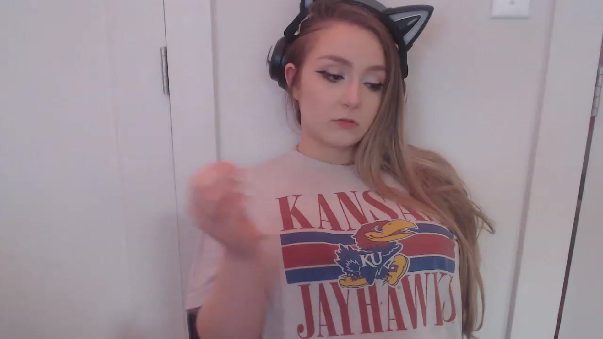 Gallery image thumbnail from LibbyxDoe's myfreecams stream on, 03/09/2023, 07:15 image 8 of 20