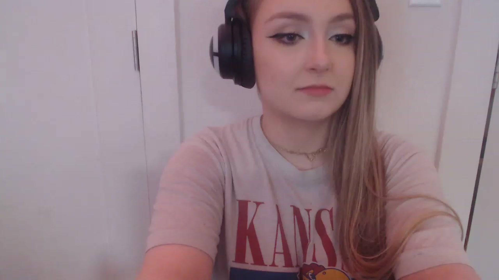Gallery image thumbnail from LibbyxDoe's myfreecams stream on, 03/09/2023, 07:15 image 5 of 20