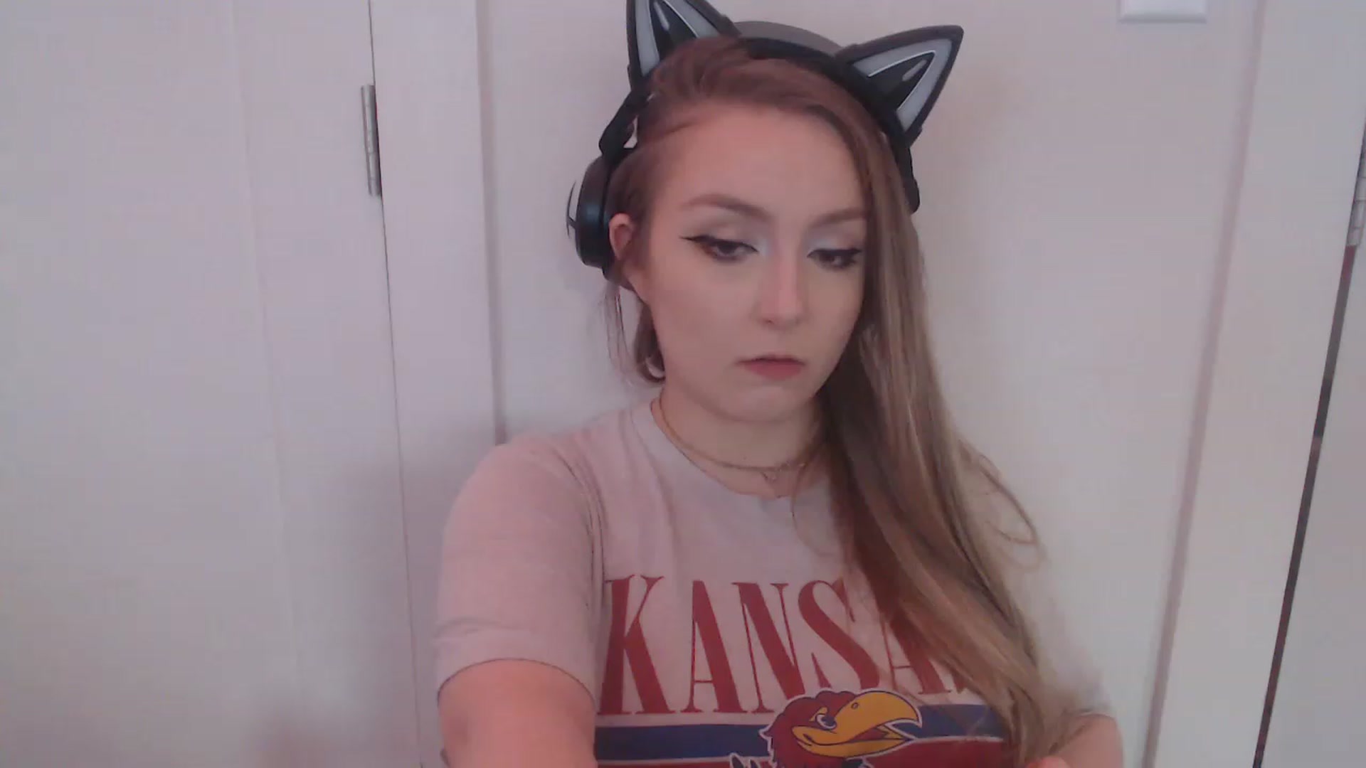 Gallery image thumbnail from LibbyxDoe's myfreecams stream on, 03/09/2023, 07:15 image 12 of 20