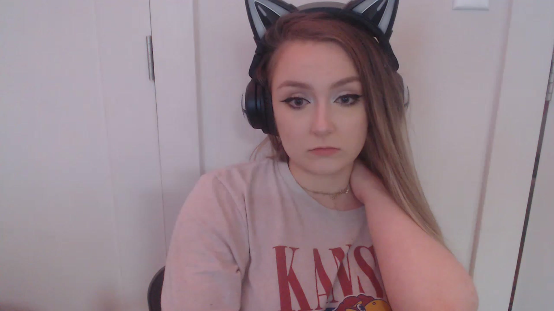 Gallery image thumbnail from LibbyxDoe's myfreecams stream on, 03/09/2023, 07:15 image 3 of 20