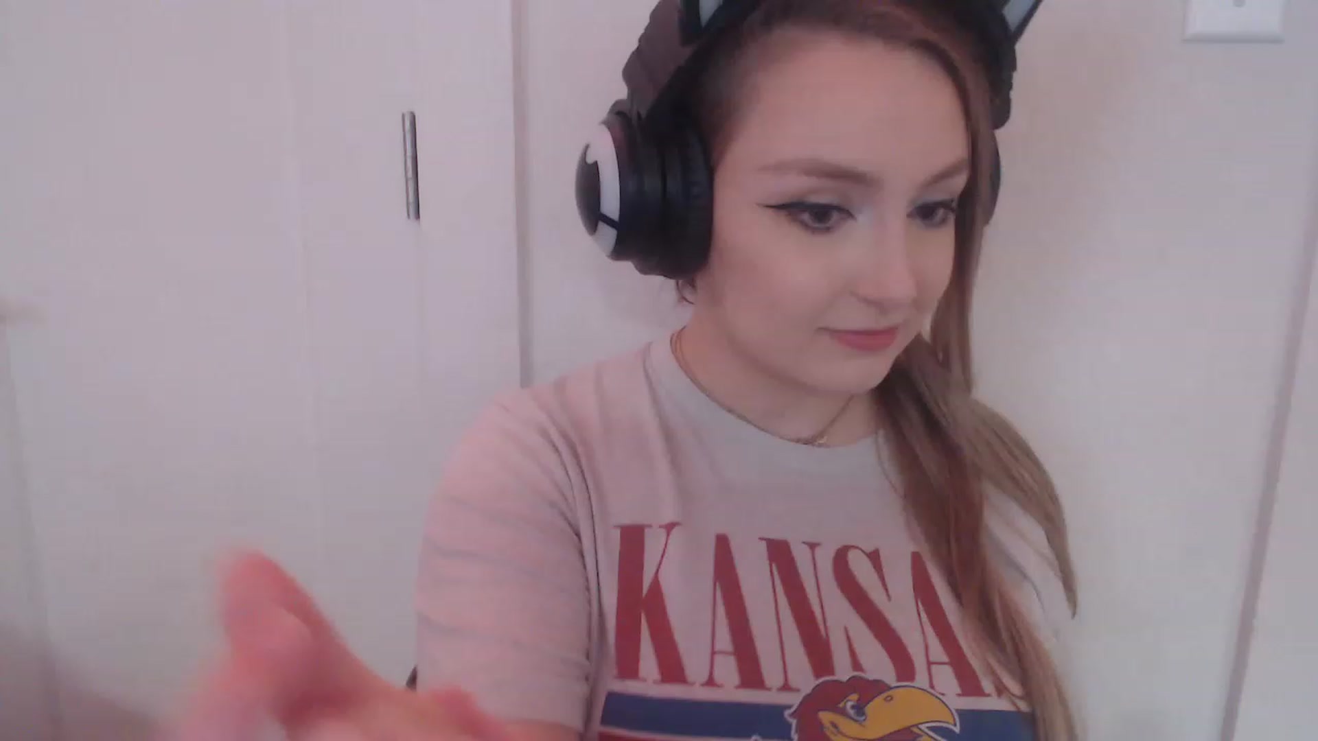 Gallery image thumbnail from LibbyxDoe's myfreecams stream on, 03/09/2023, 08:54 image 16 of 20