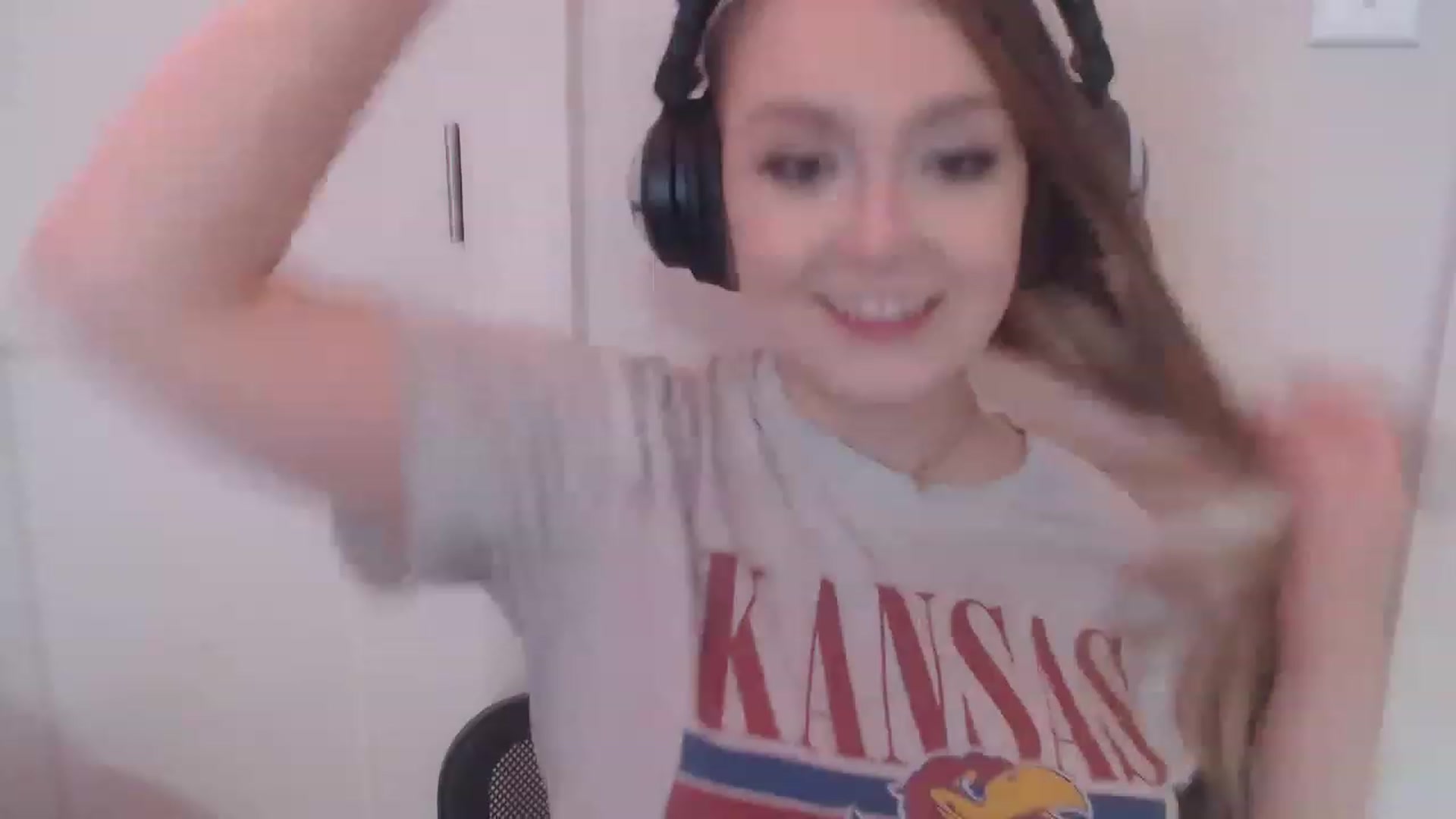 Gallery image thumbnail from LibbyxDoe's myfreecams stream on, 03/09/2023, 08:54 image 15 of 20