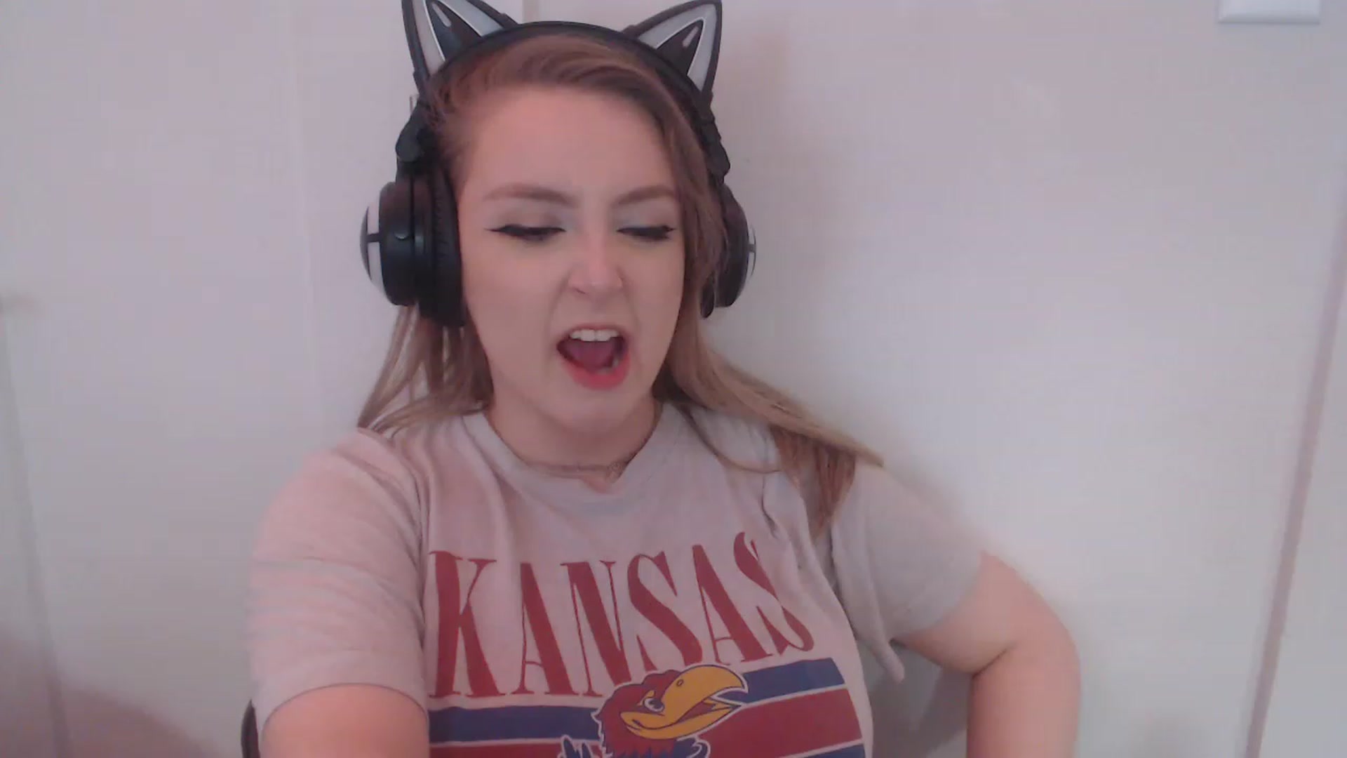 Gallery image thumbnail from LibbyxDoe's myfreecams stream on, 03/09/2023, 08:54 image 20 of 20