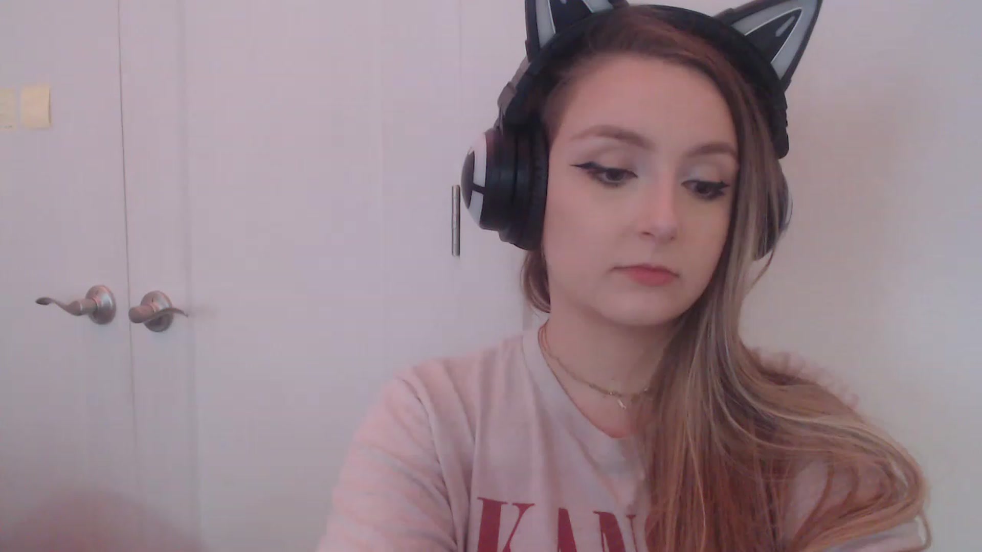 Gallery image thumbnail from LibbyxDoe's myfreecams stream on, 03/09/2023, 09:22 image 16 of 20