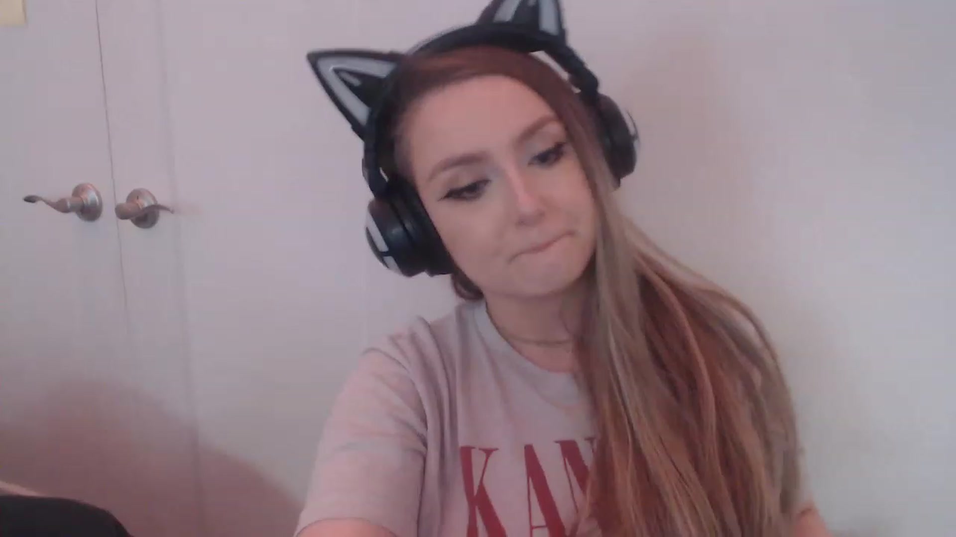 Gallery image thumbnail from LibbyxDoe's myfreecams stream on, 03/09/2023, 09:22 image 15 of 20